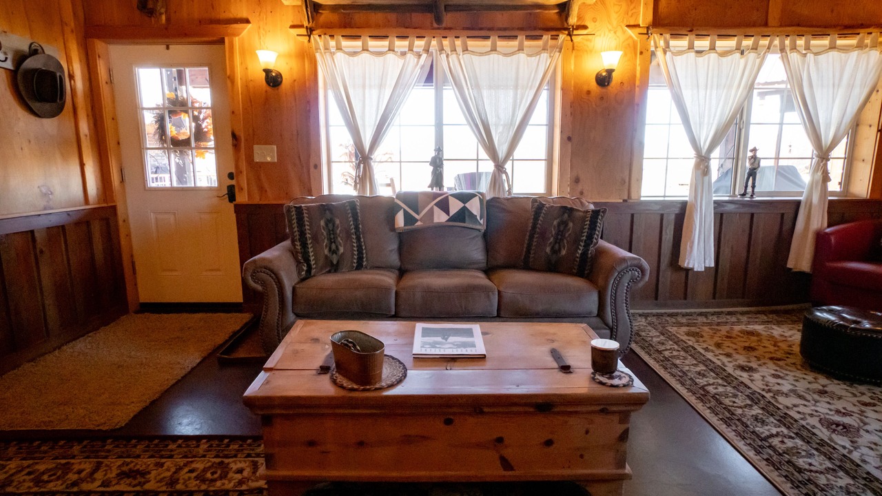 Photo of Livingroom in Tetonia
