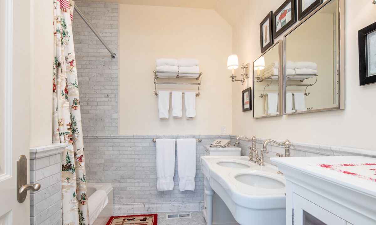 Photo of Bathroom in Hailey