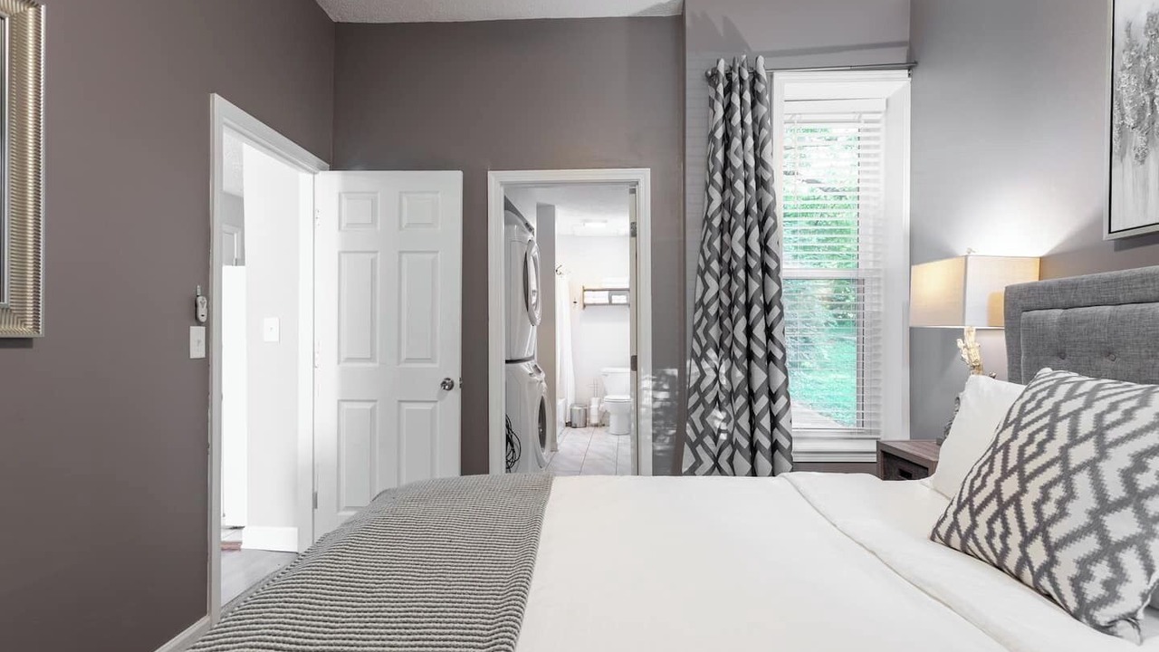 Photo of Bedroom in Southmoreland