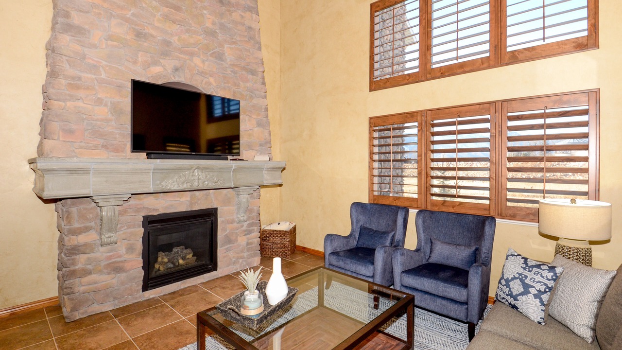 Photo of Livingroom in Wolf Creek