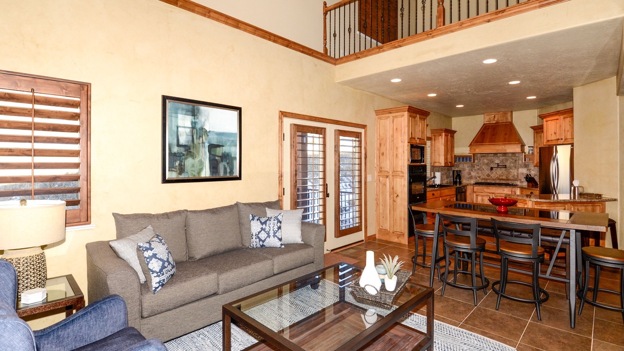 Photo of Livingroom in Wolf Creek