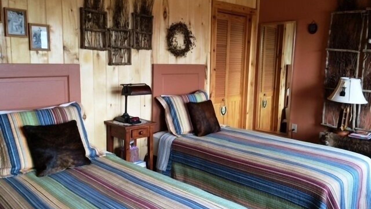 Photo of Bedroom in Saratoga