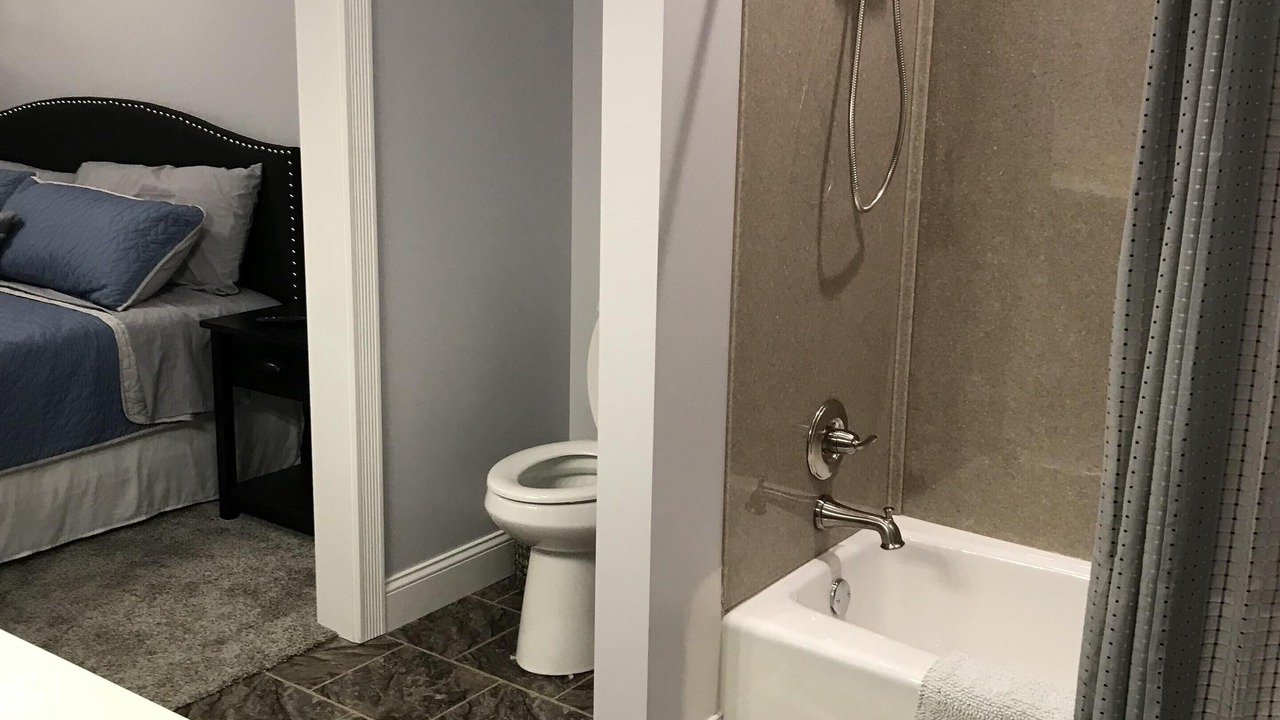 Photo of Bathroom in Iola