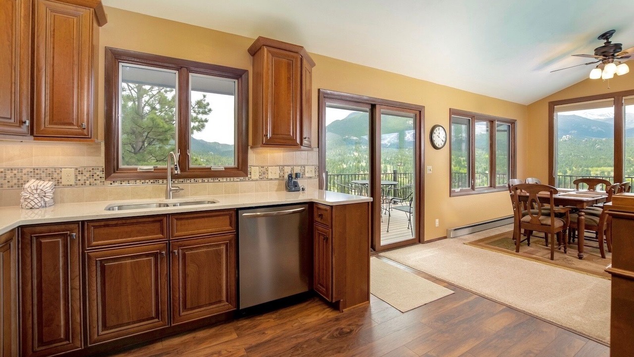 Photo of Others in Windcliff Estates