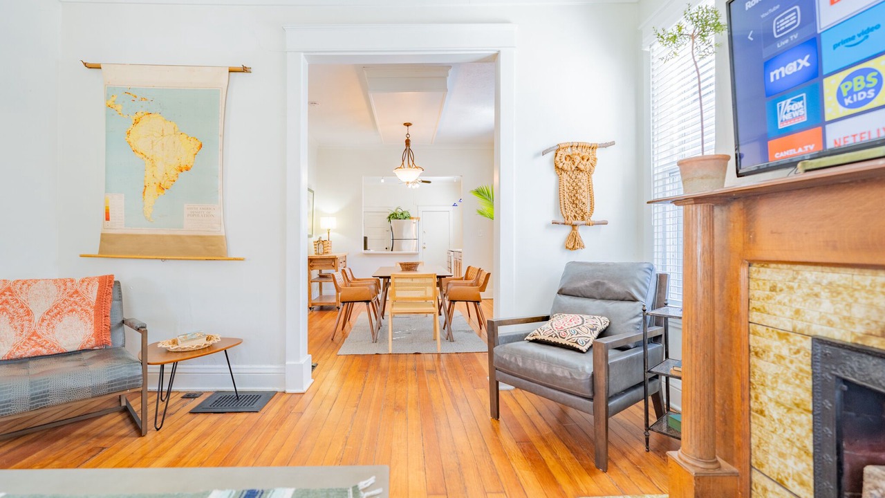Photo of Livingroom in Southmoreland