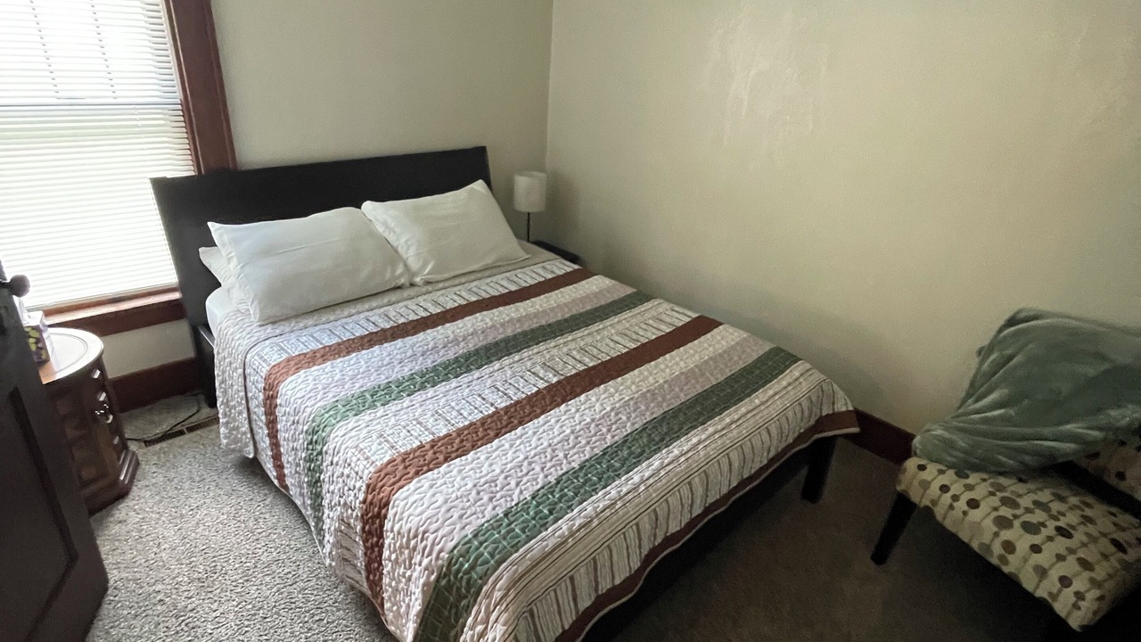 Photo of Bedroom in Decorah