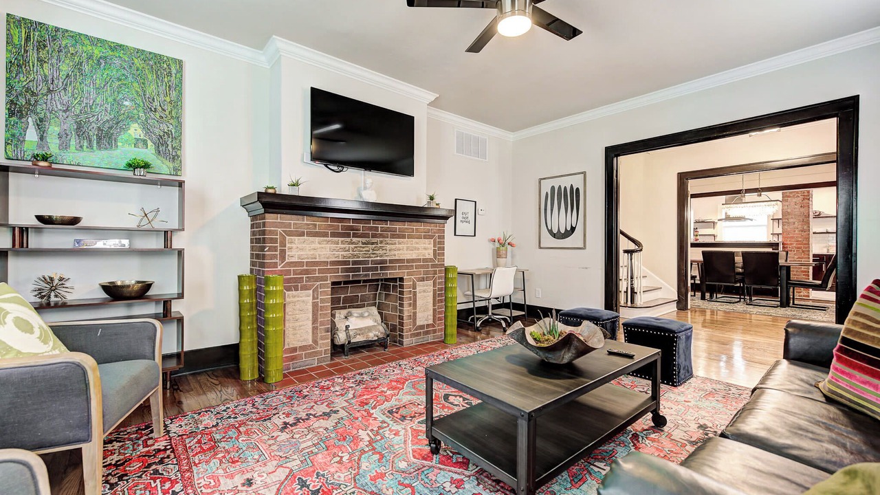 Photo of Livingroom in Lincoln Terrace
