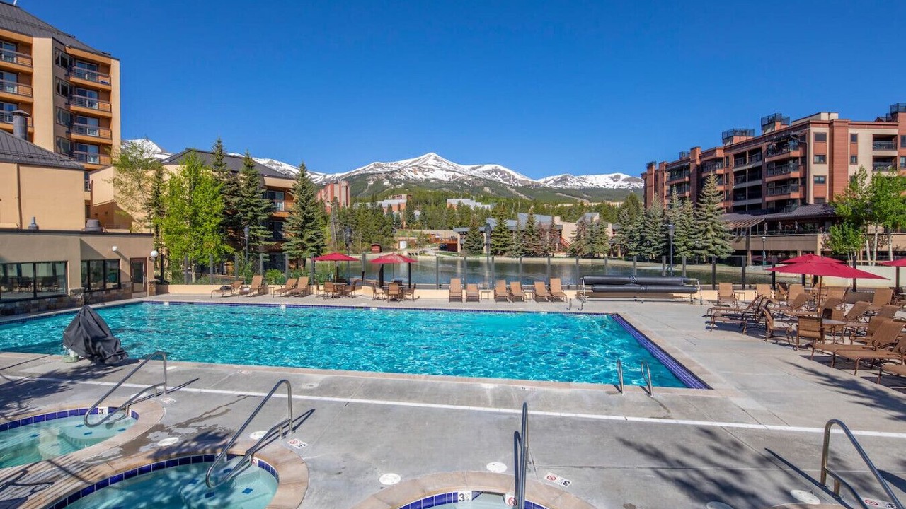 Photo of Outdoor in Peak 9