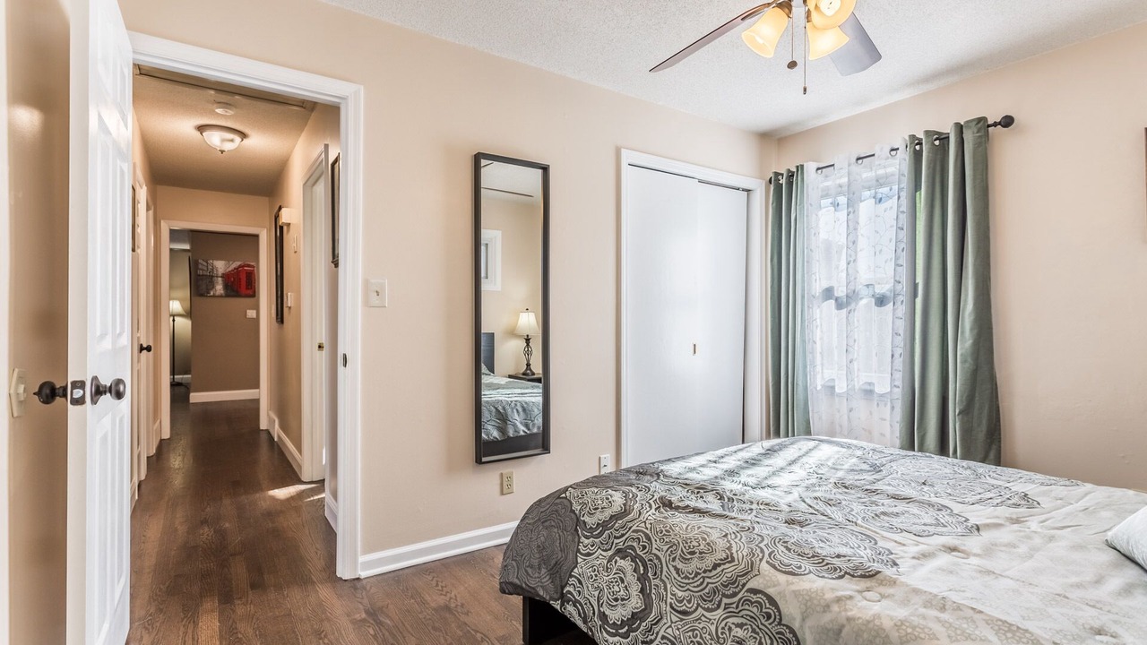 Photo of Bedroom in Overland Park