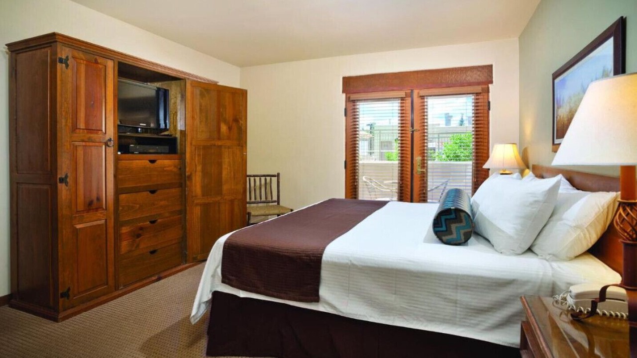 Photo of Bedroom in Taos