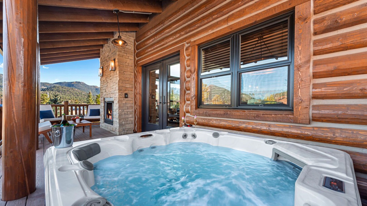 Photo of Livingroom in Estes Park