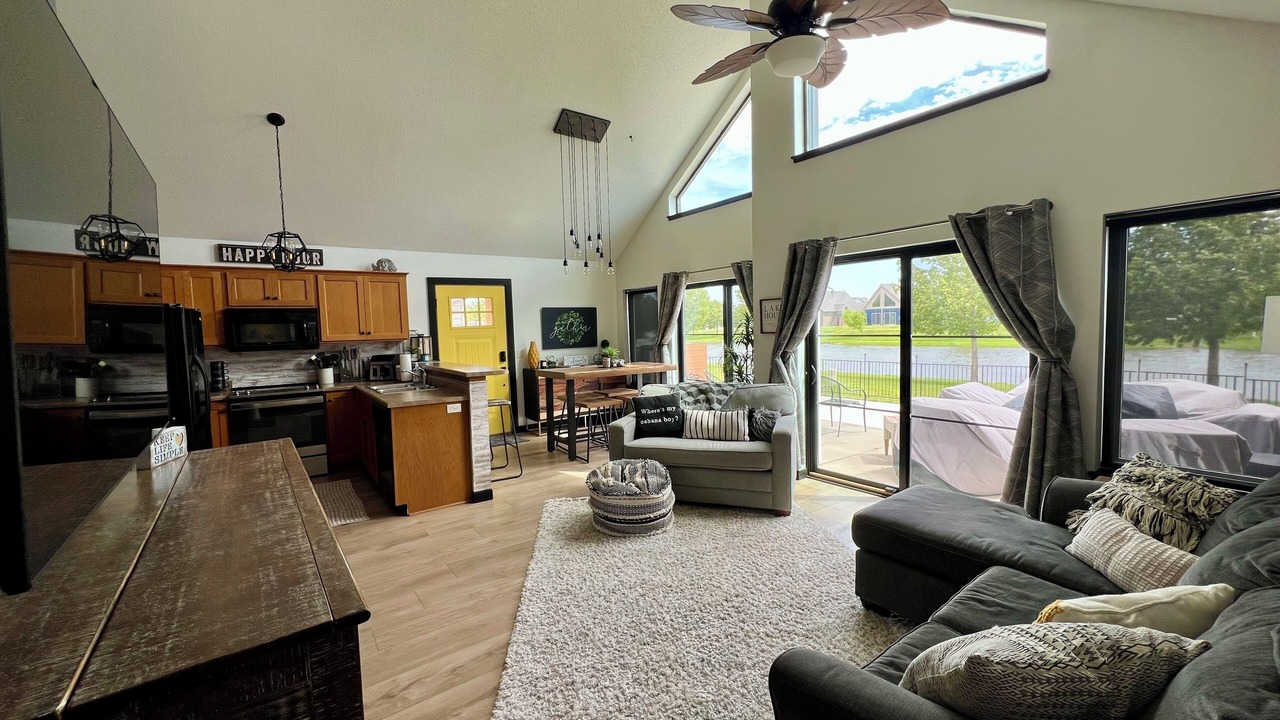 Photo of Livingroom in Arnolds Park