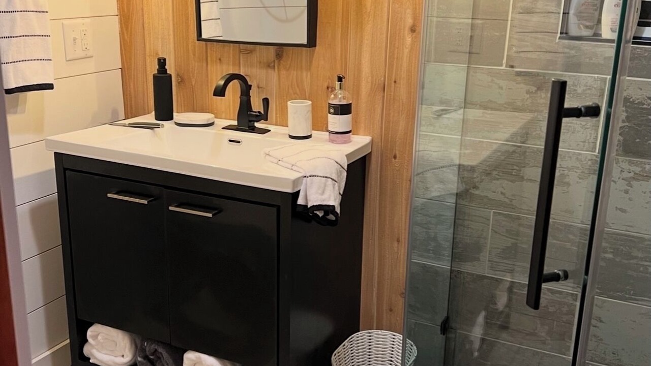 Photo of Bathroom in Arnolds Park