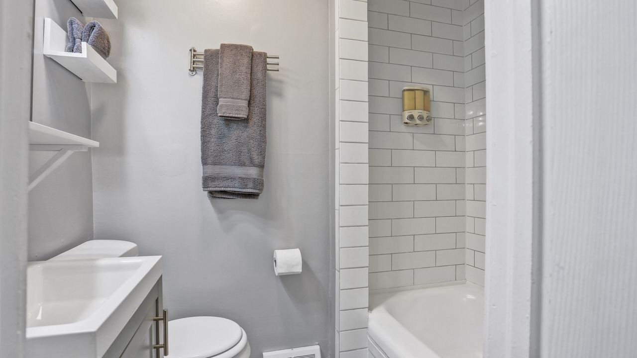 Photo of Bathroom in Mission