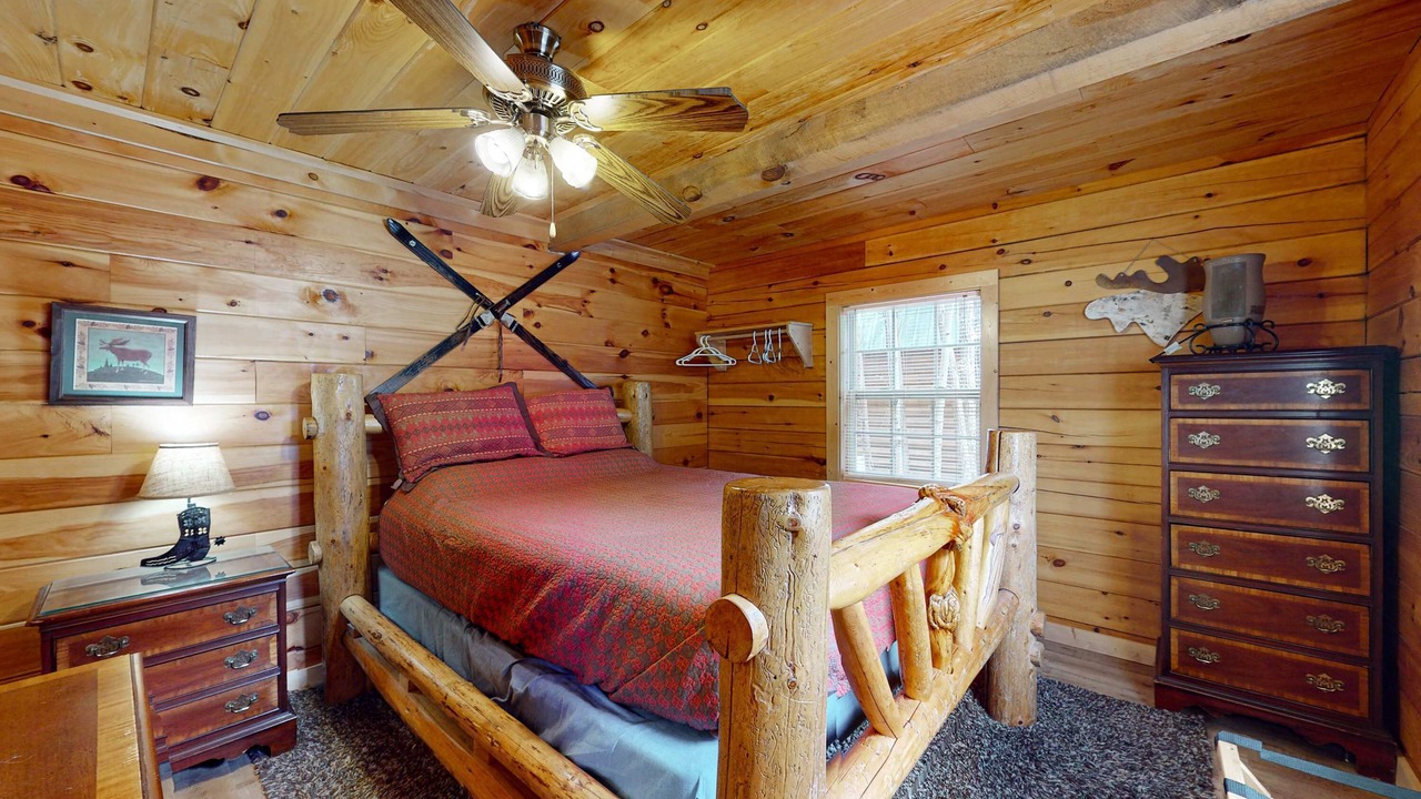 Photo of Bedroom in Red River