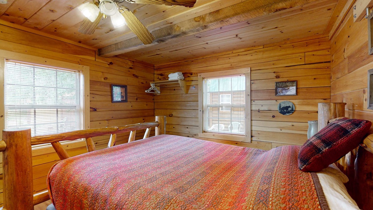 Photo of Bedroom in Red River