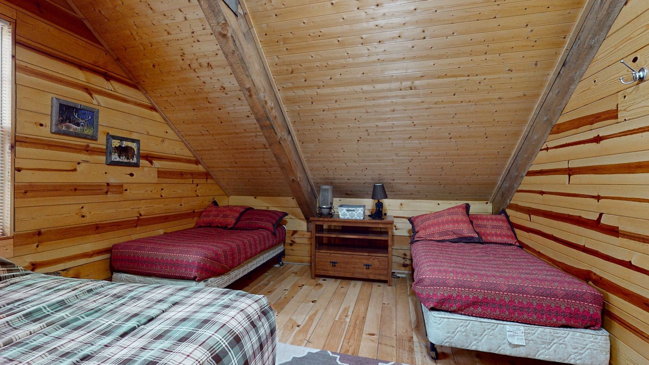 Photo of Bedroom in Red River