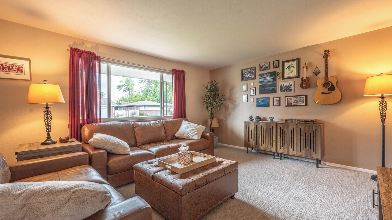 Photo of Livingroom in Applewood West