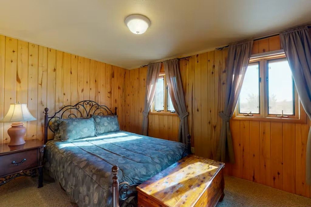 Photo of Bedroom in South Fork