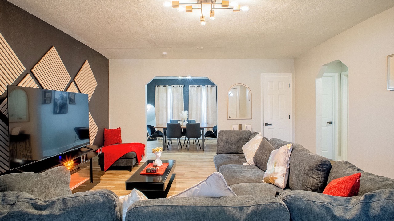 Photo of Livingroom in Kansas City