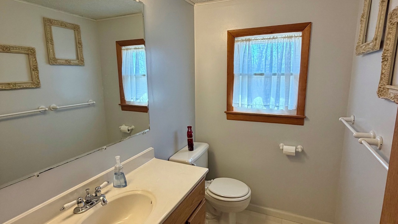 Photo of Bathroom in Grantville
