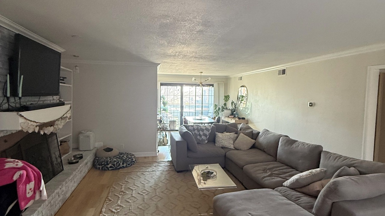 Photo of Livingroom in Southmoreland
