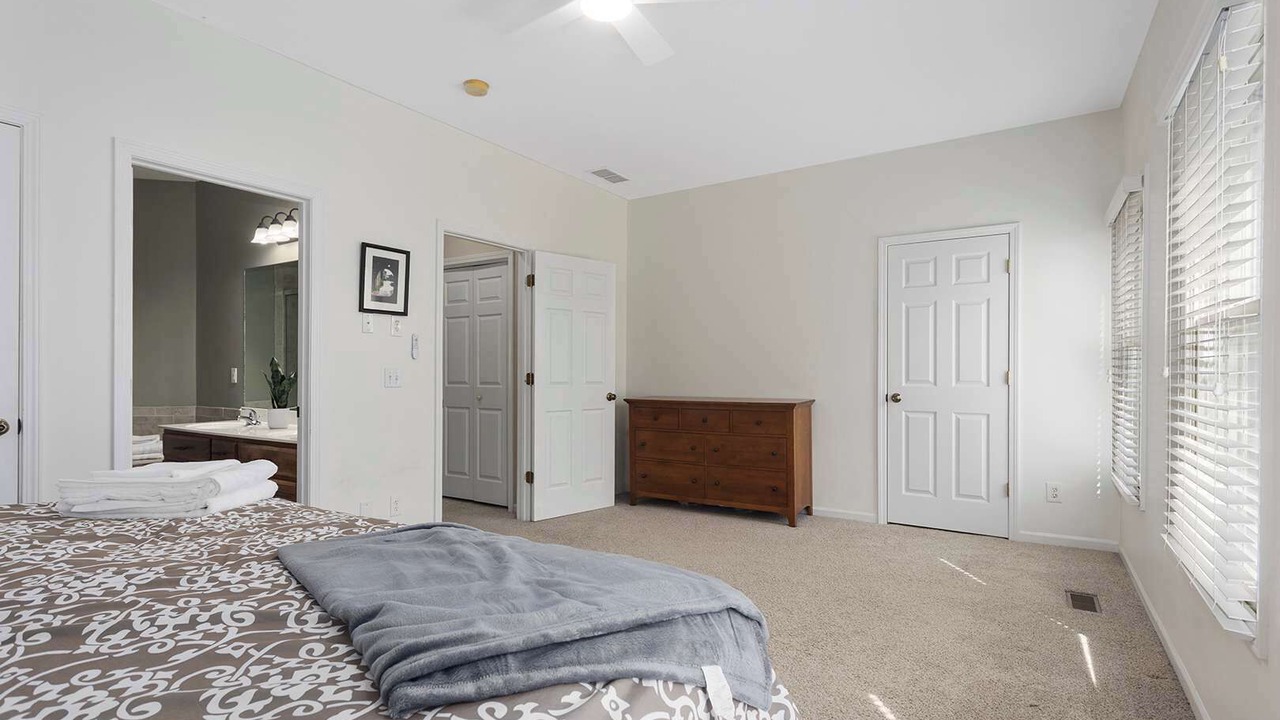 Photo of Bedroom in Waldron
