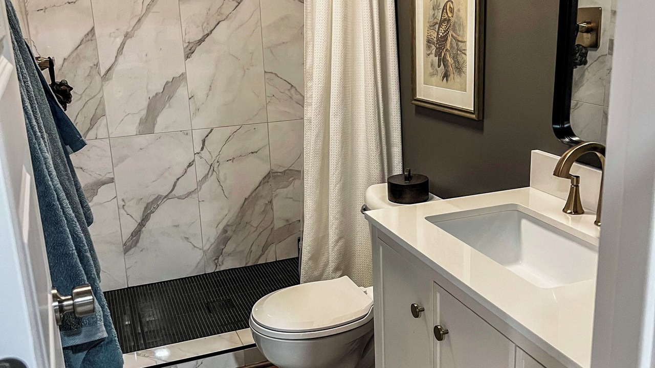 Photo of Bathroom in New Century