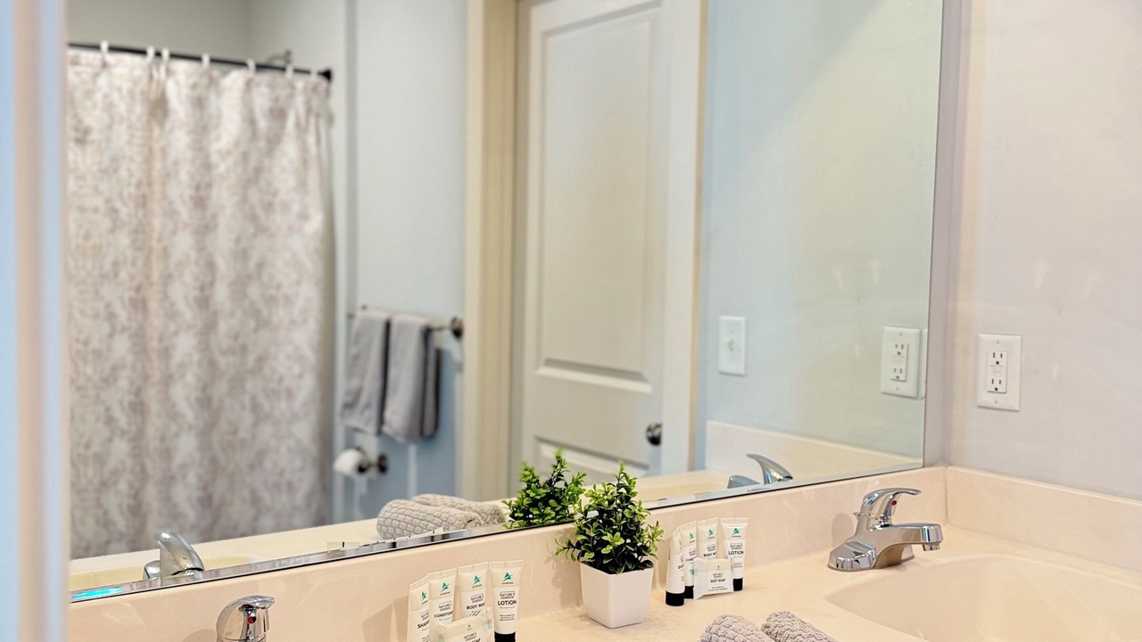 Photo of Bathroom in Raytown
