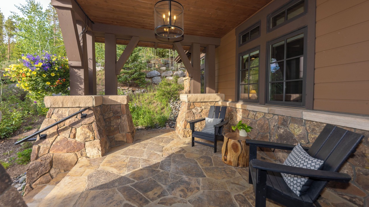 Photo of Patio Balcony in The Highlands