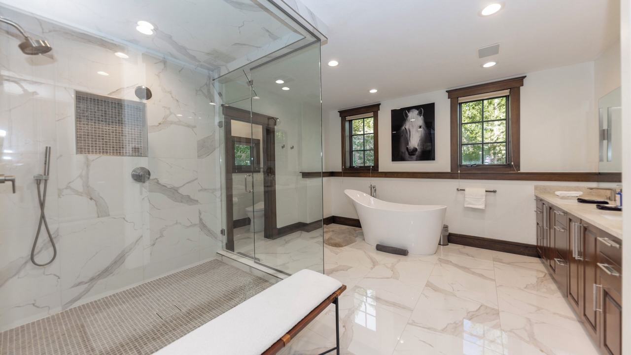 Photo of Bathroom in The Highlands