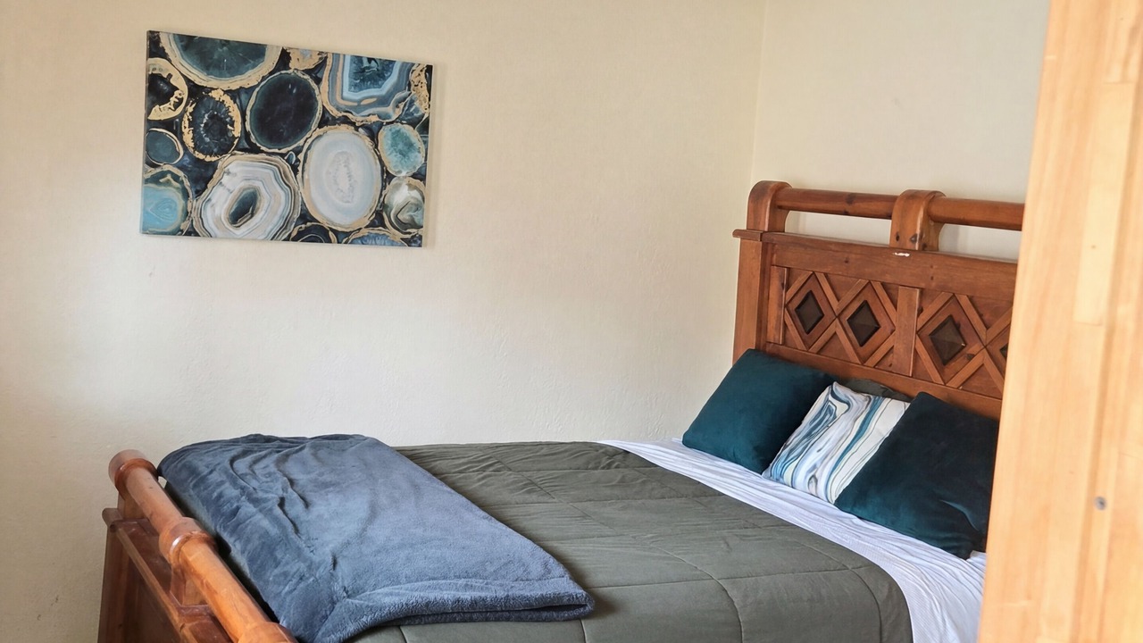 Photo of Bedroom in Blue Springs