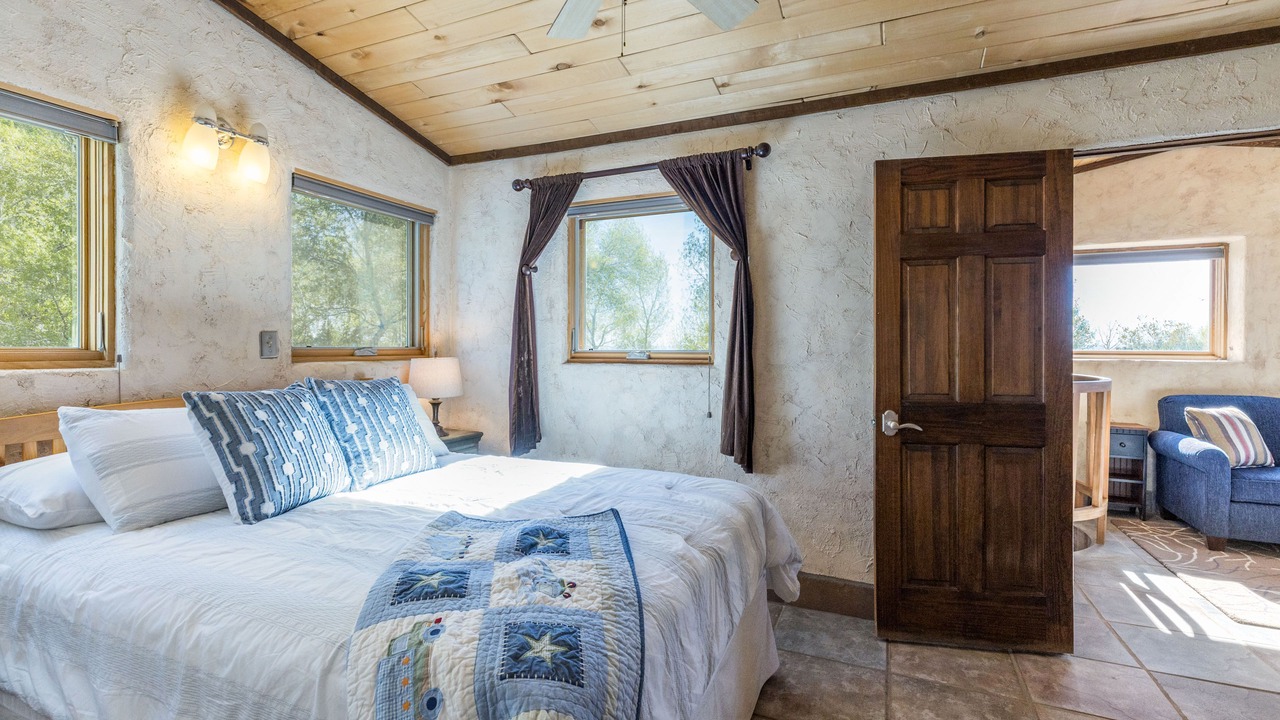 Photo of Bedroom in Arroyo Seco