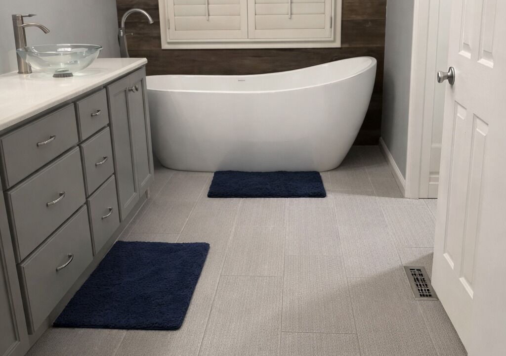 Photo of Bathroom in Blue Springs