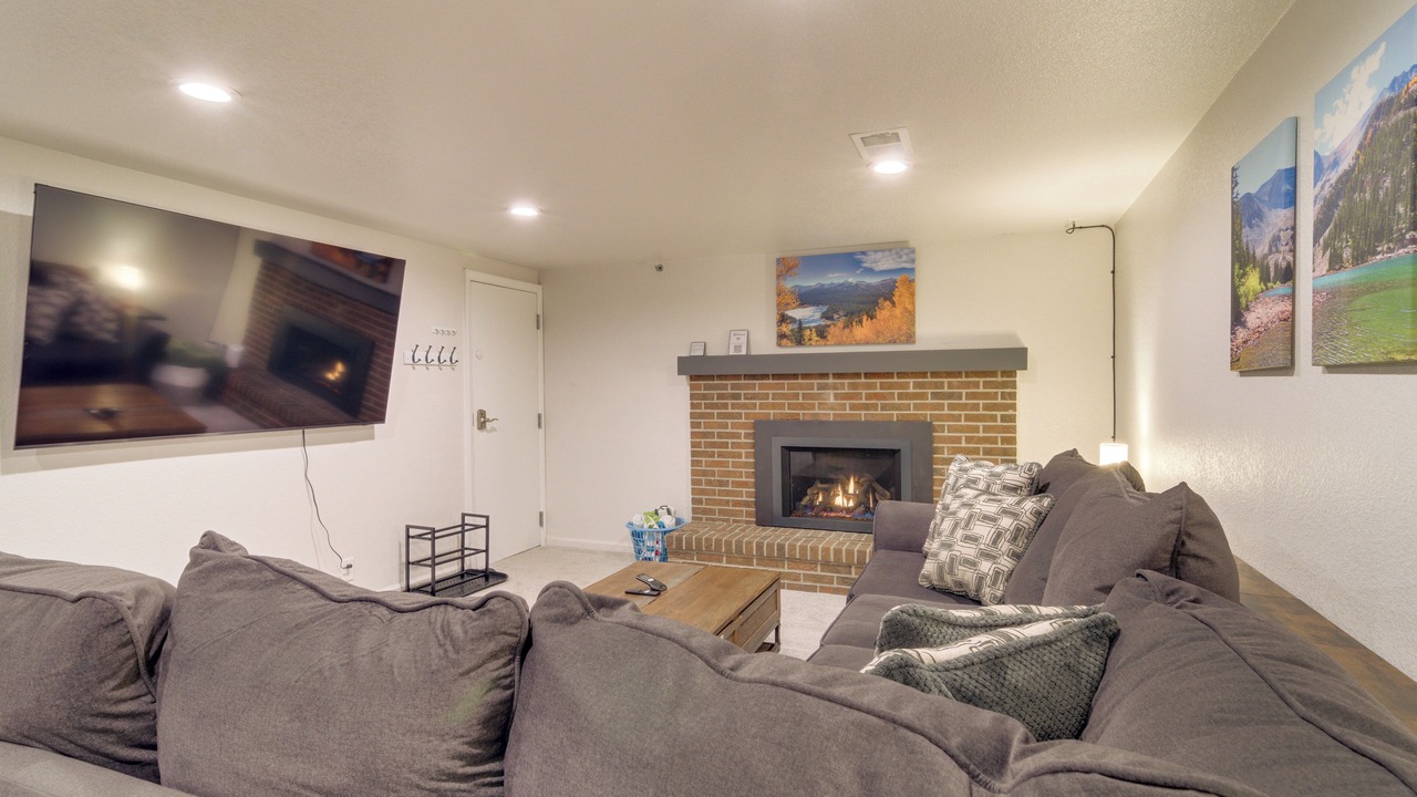 Photo of Livingroom in Lamar Heights Area