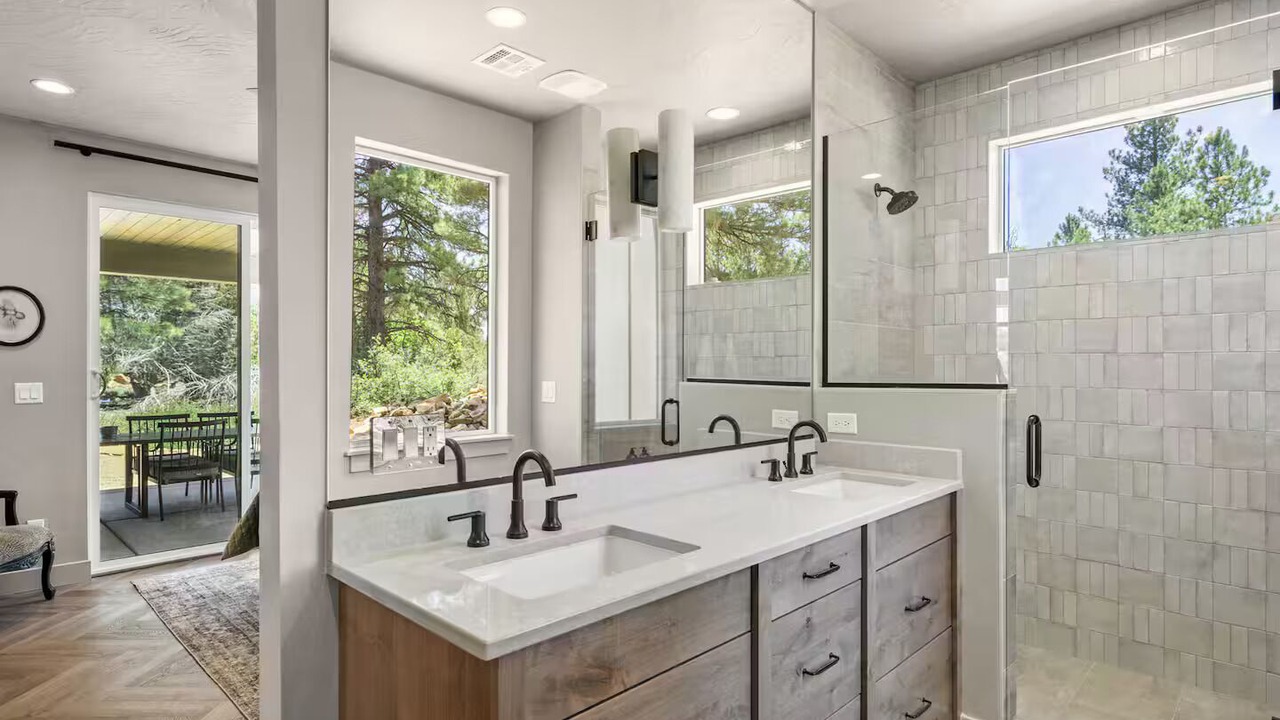 Photo of Bathroom in Orderville