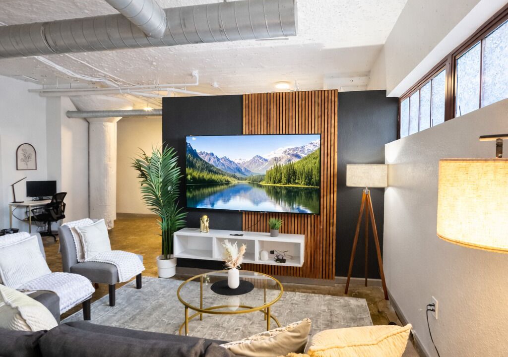 Photo of Livingroom in River Market