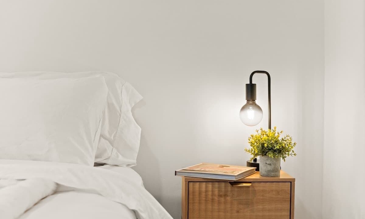 Photo of Bedroom in People's Freeway