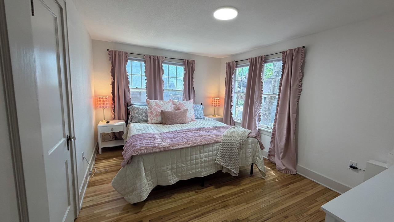 Photo of Bedroom in College Hill