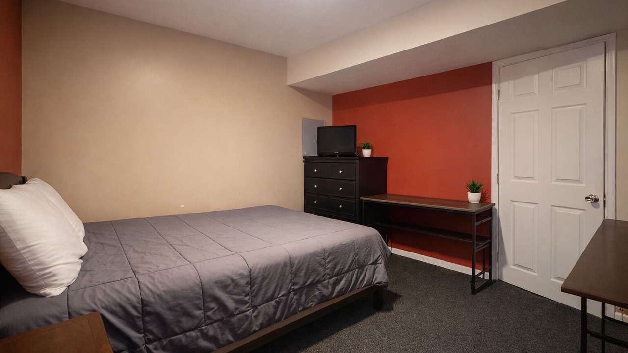 Photo of Bedroom in Blue Springs