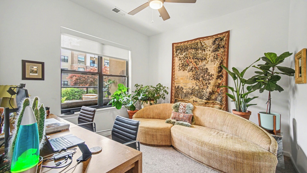 Photo of Livingroom in Overland Park
