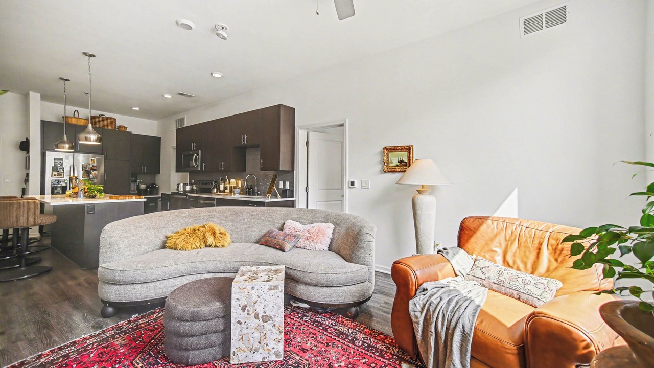 Photo of Livingroom in Overland Park