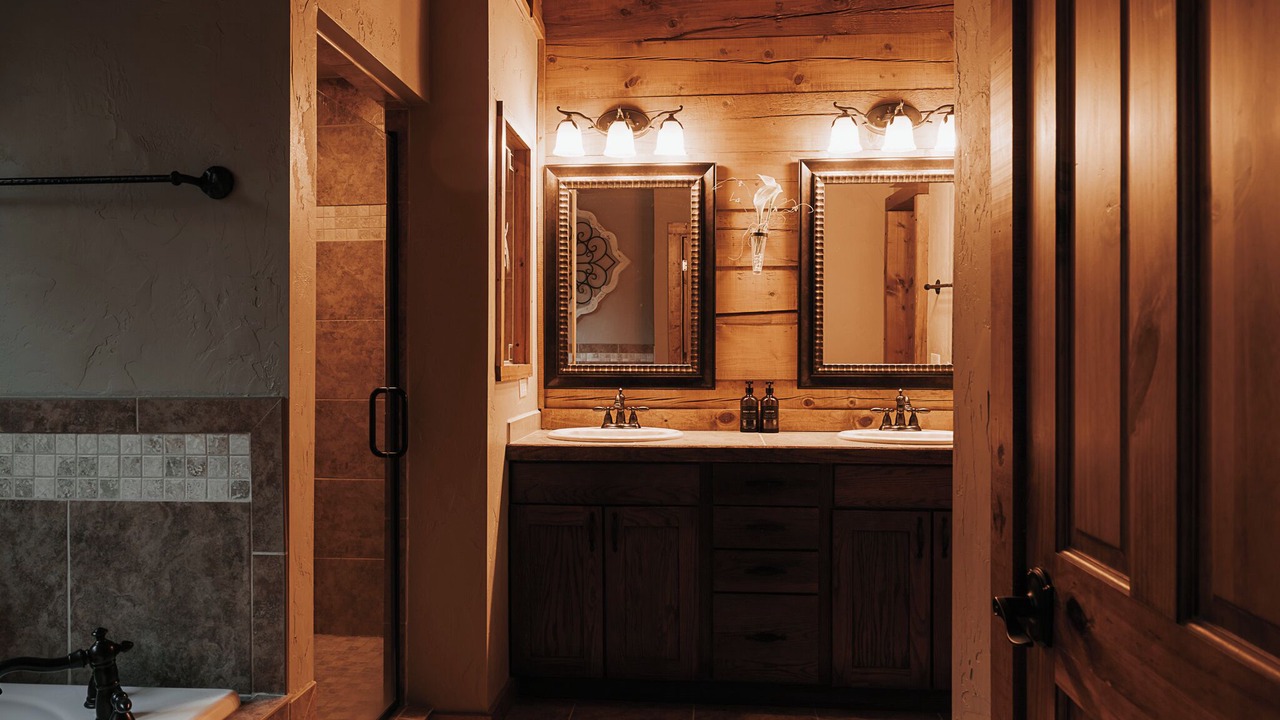 Photo of Bathroom in Michigan Hill