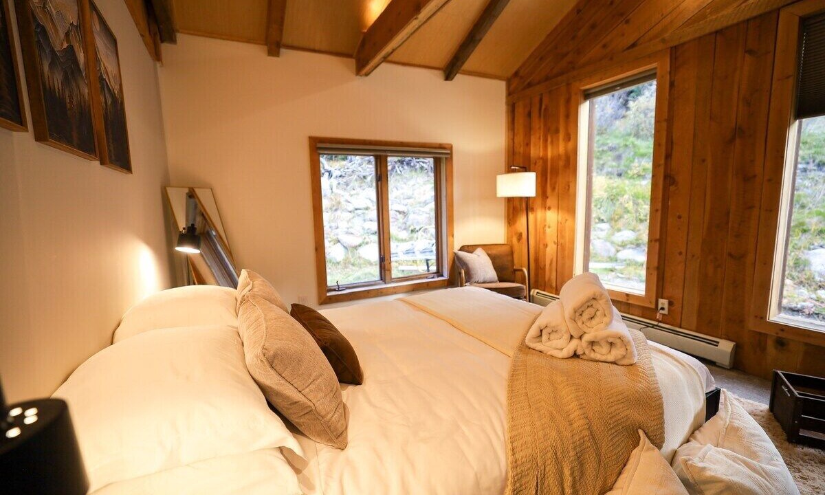 Photo of Bedroom in Alma