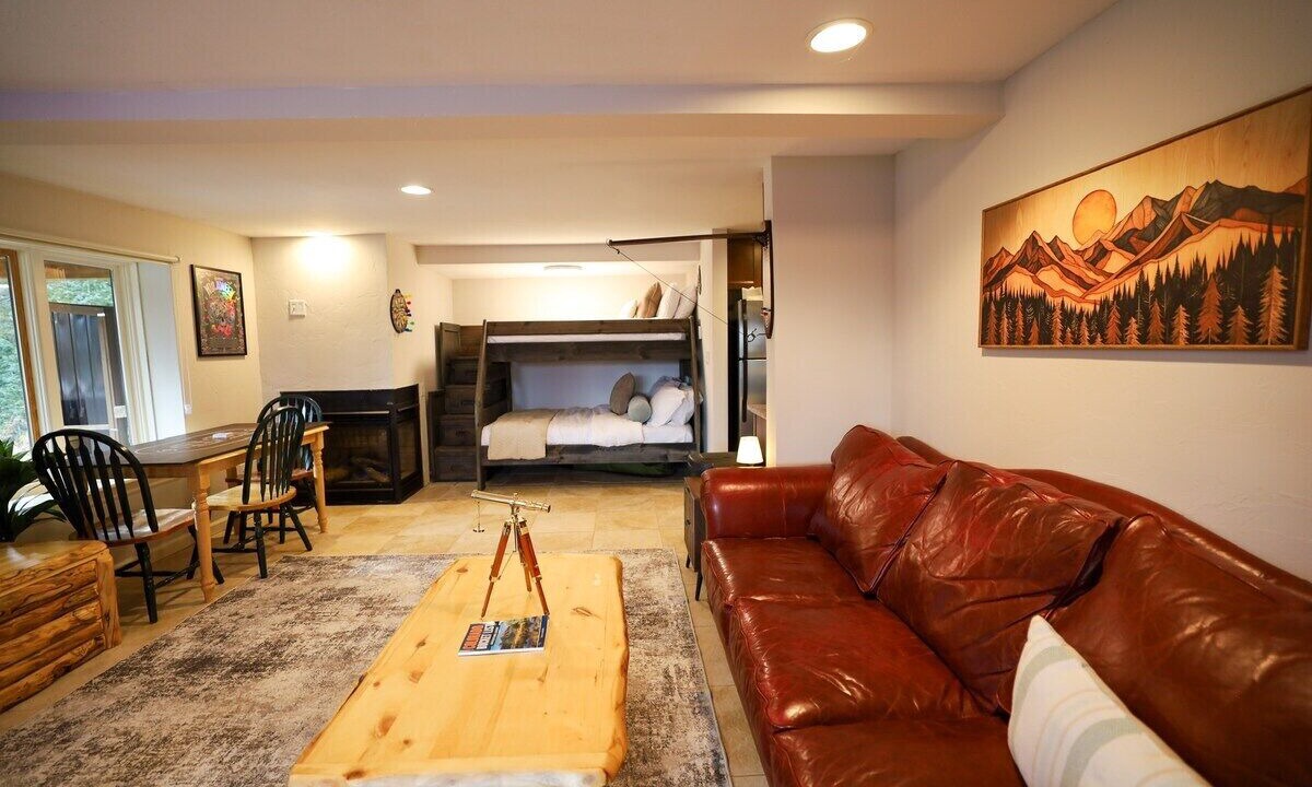Photo of Livingroom in Alma