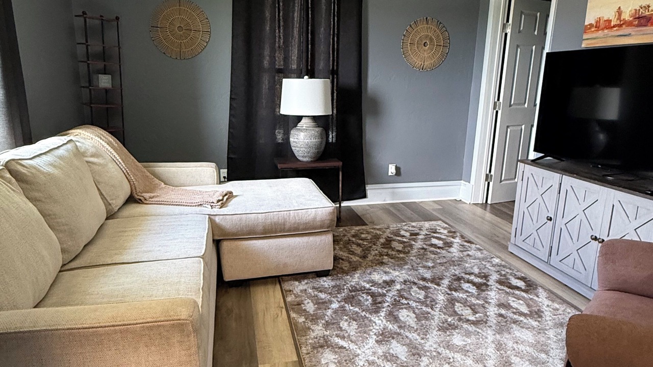 Photo of Bedroom in Midtown