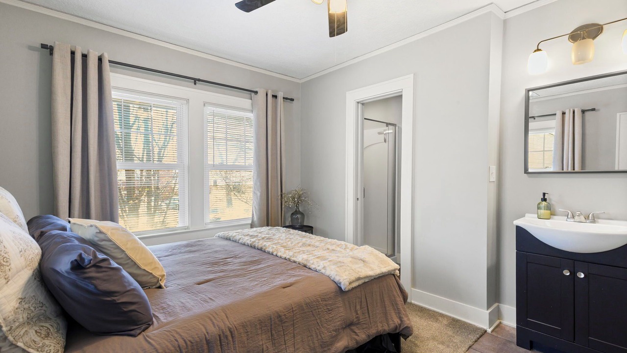 Photo of Bedroom in North Kansas City