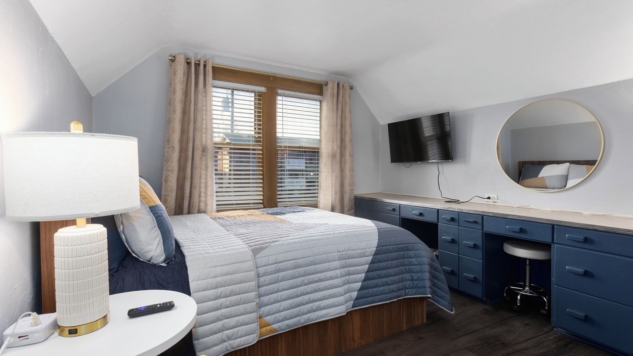 Photo of Bedroom in Rosedale