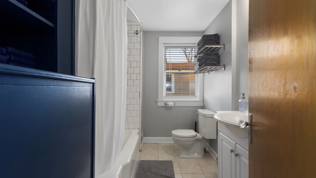 Photo of Bathroom in Rosedale