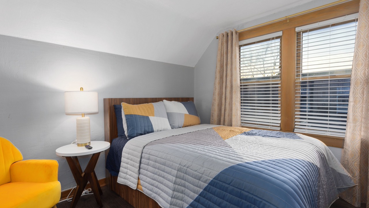 Photo of Bedroom in Rosedale